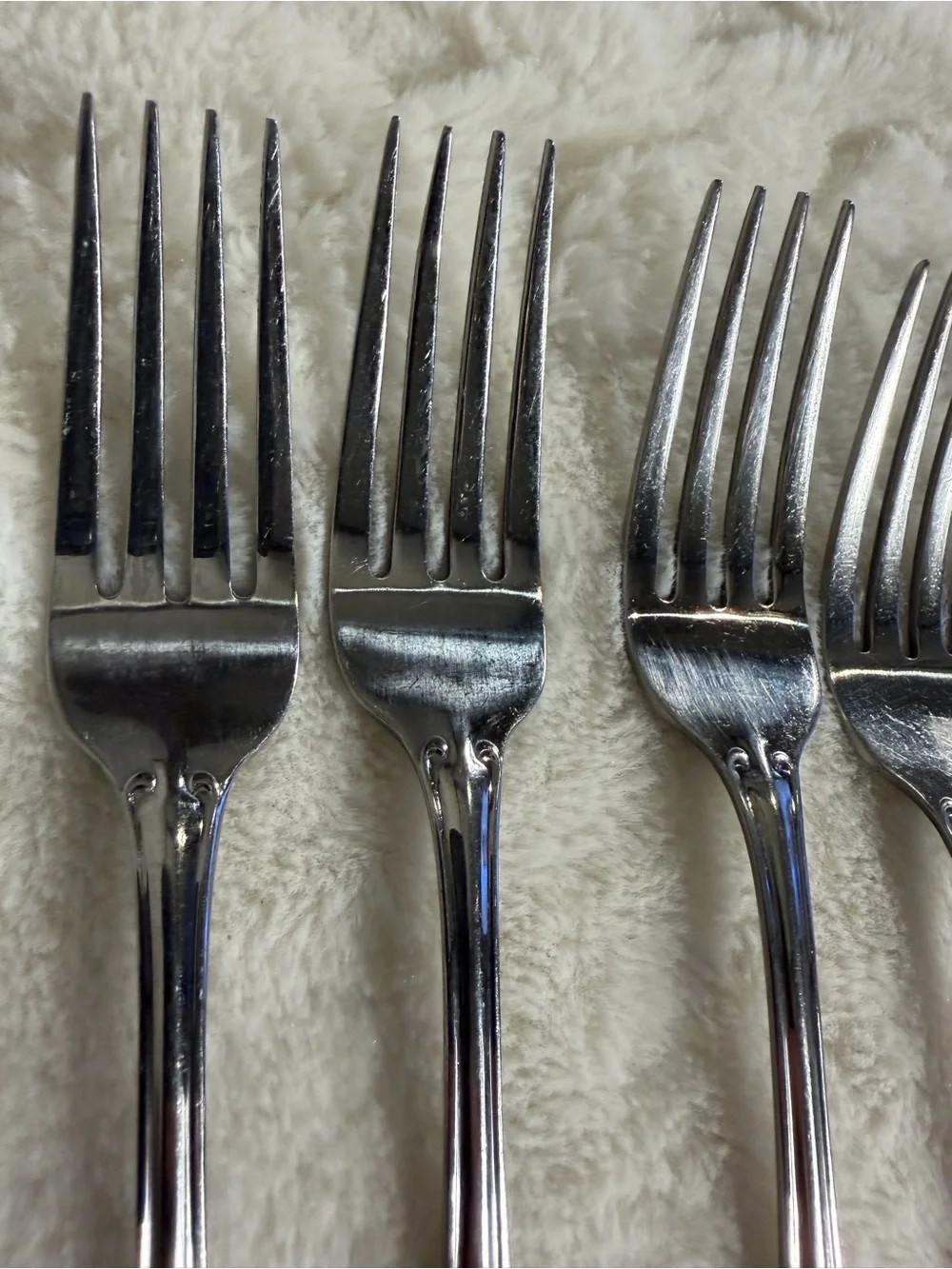 Farberware FRW79 Forks Pre Owned 7 Forks